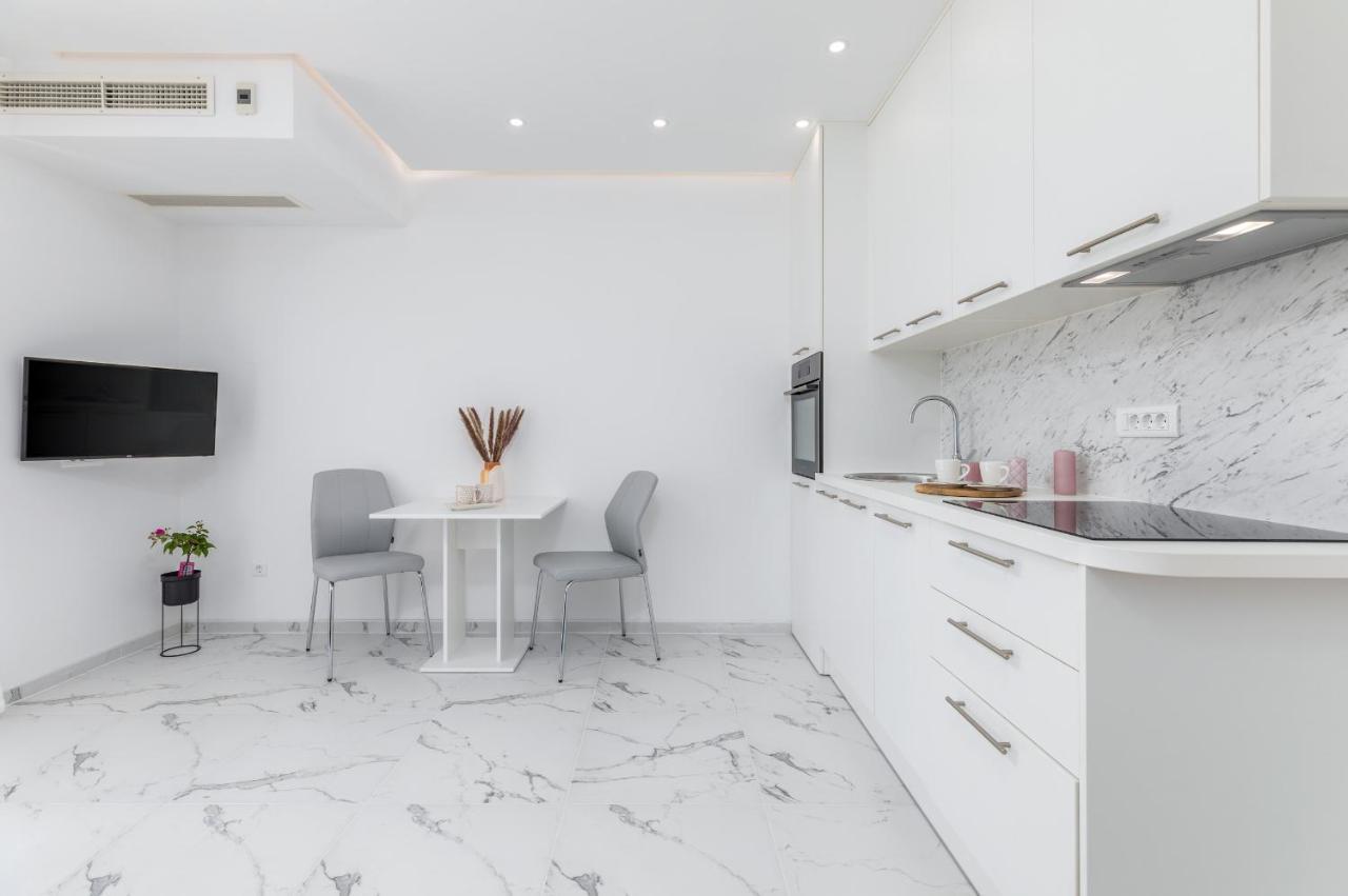 Apartman Knezevic A ฟาชานา ภายนอก รูปภาพ