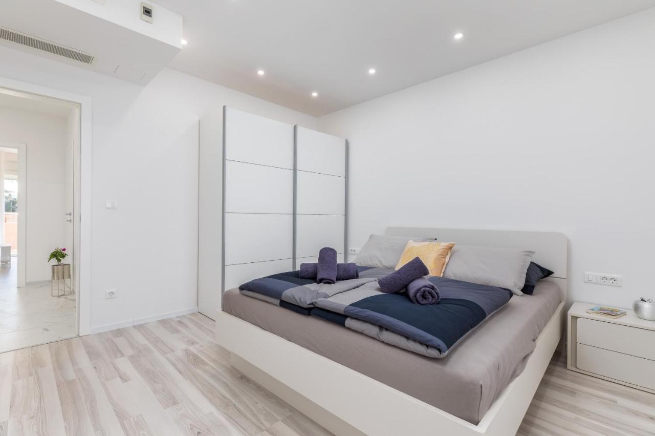 Apartman Knezevic A ฟาชานา ภายนอก รูปภาพ
